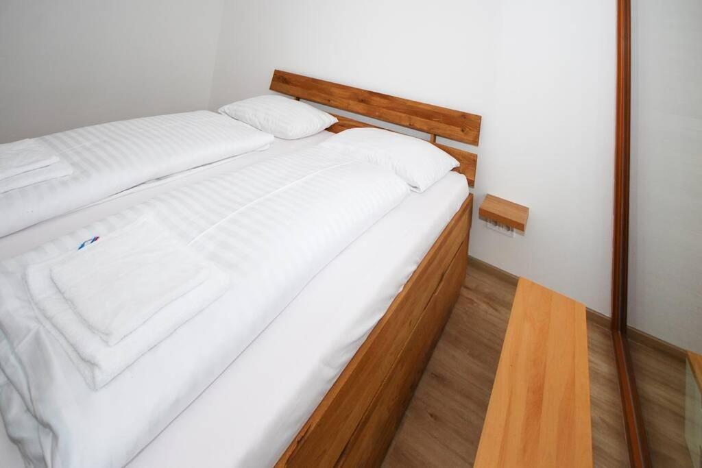 Lipnoport Lakeside Apartment Lipno nad Vltavou Eksteriør bilde