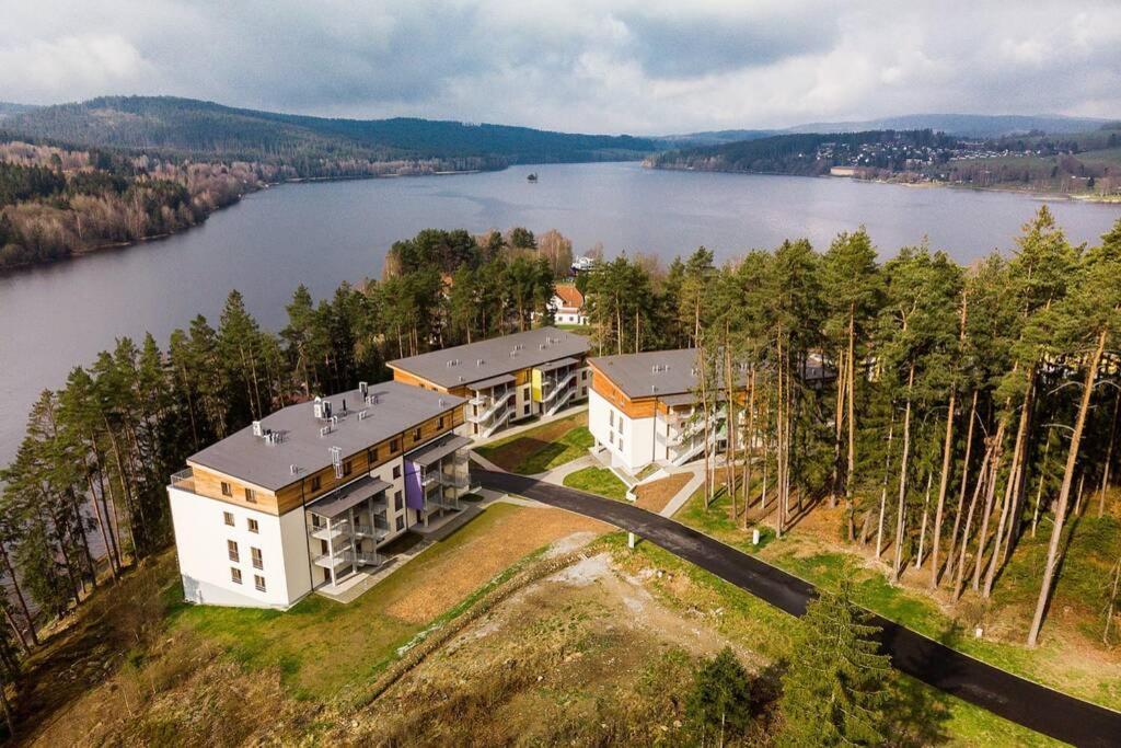 Lipnoport Lakeside Apartment Lipno nad Vltavou Eksteriør bilde